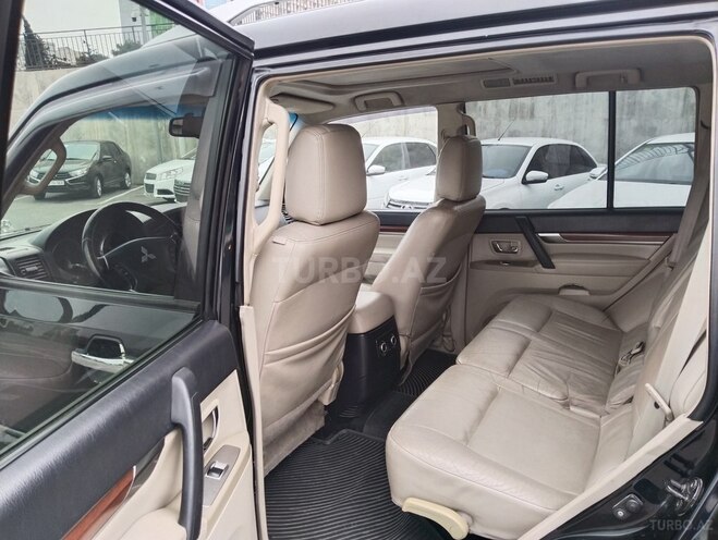 Mitsubishi Pajero 2007, 213,000 km - 3.0 л - Bakı
