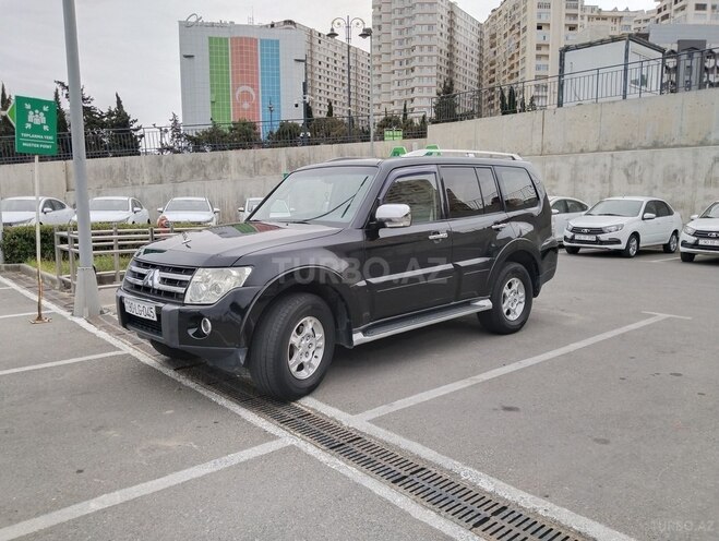 Mitsubishi Pajero 2007, 213,000 km - 3.0 л - Bakı