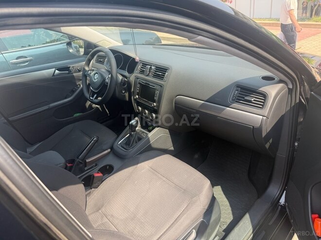 Volkswagen Jetta 2015, 228,000 km - 2.0 l - Bakı