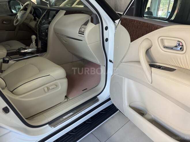 Nissan Patrol 2013, 180,000 km - 5.6 l - Bakı