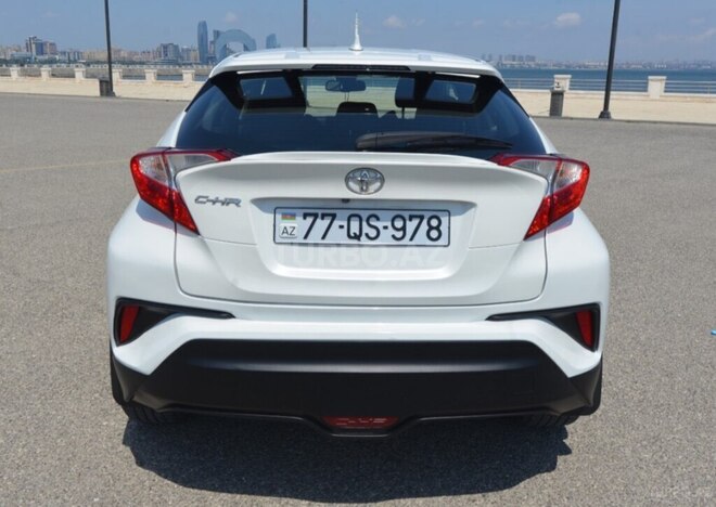 Toyota C-HR 2018, 80,900 km - 2.0 l - Bakı