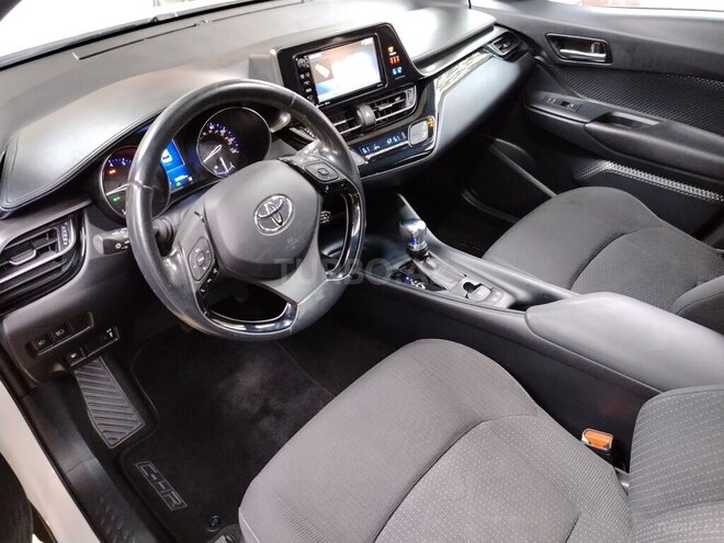 Toyota C-HR 2018, 80,900 km - 2.0 l - Bakı