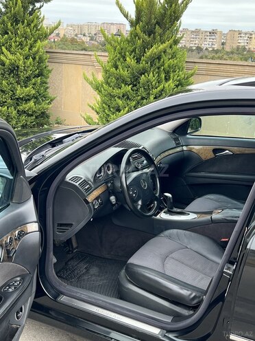 Mercedes E 320 2002, 298,000 km - 3.2 л - Bakı