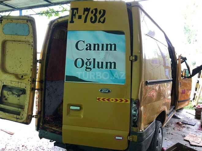 Ford Transit 2010, 247,000 km - 2.2 l - Sabirabad