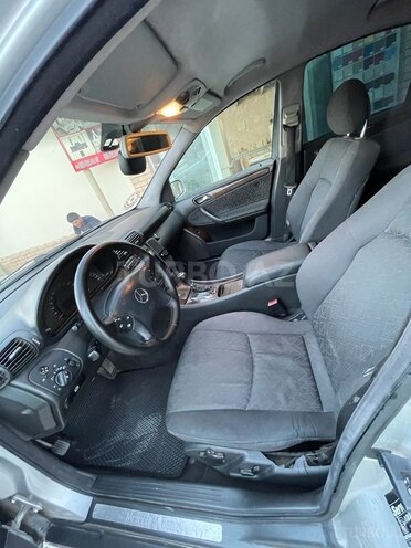 Mercedes C 220 2000, 354,781 km - 2.1 l - Bakı