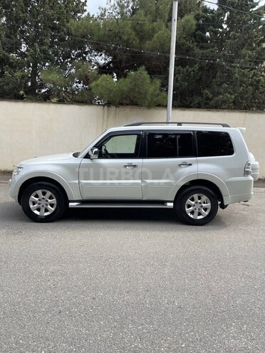 Mitsubishi Pajero 2013, 175,000 km - 3.5 l - Bakı