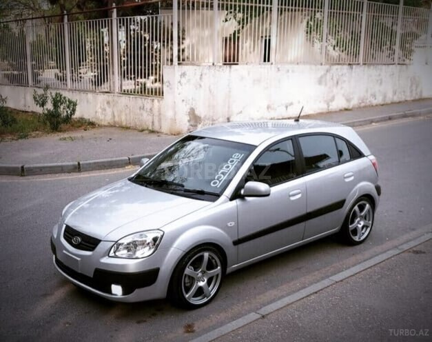 Kia Rio-2