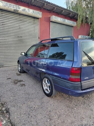Opel Astra 1996, 300,000 km - 1.6 l - Xaçmaz