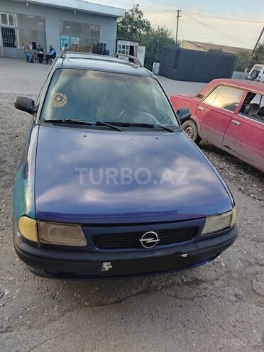 Opel Astra 1996, 300,000 km - 1.6 l - Xaçmaz