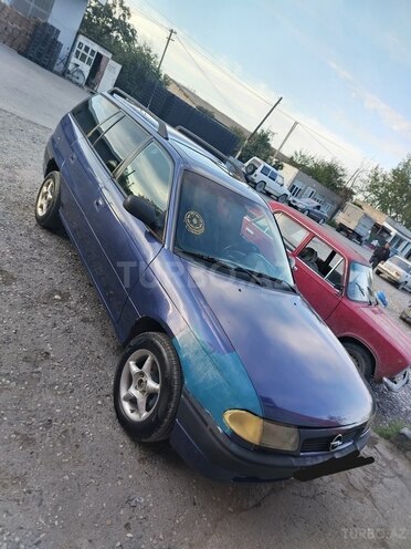 Opel Astra 1996, 300,000 km - 1.6 l - Xaçmaz
