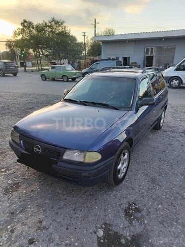 Opel Astra 1996, 300,000 km - 1.6 l - Xaçmaz