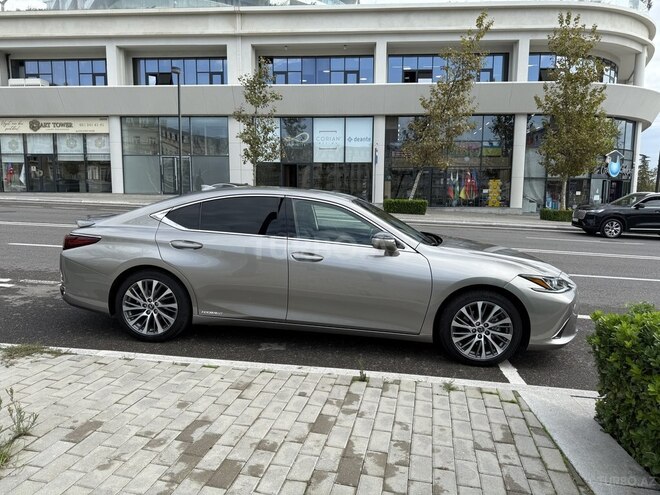 Lexus ES 300h 2021, 72,000 km - 2.5 l - Bakı