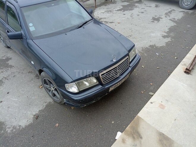 Mercedes C 180 2000, 471,000 km - 2.0 l - Xaçmaz