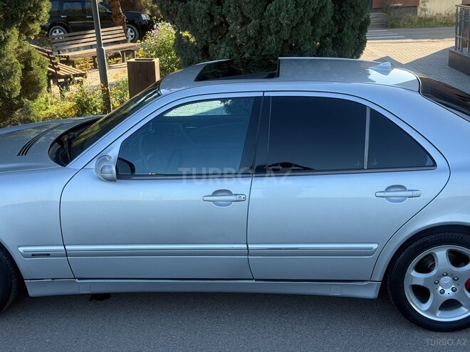 Mercedes E 280 2000, 298,000 km - 2.8 л - Şəmkir