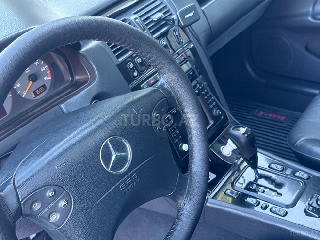Mercedes E 280 2000, 298,000 km - 2.8 л - Şəmkir