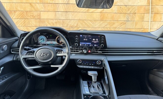 Hyundai Elantra 2023, 30,000 km - 2.0 l - Bakı