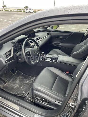 Lexus ES 300h 2021, 98,000 km - 2.5 l - Bakı
