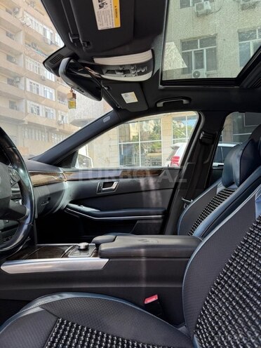 Mercedes E 220 2012, 286,000 km - 2.1 l - Bakı
