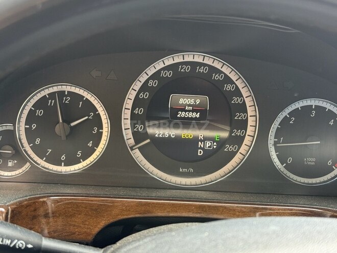 Mercedes E 220 2012, 286,000 km - 2.1 l - Bakı
