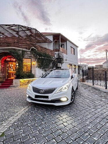 Hyundai Grandeur 2015, 187,000 km - 2.2 л - Bakı