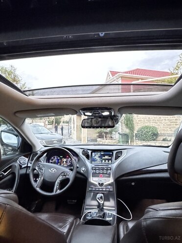 Hyundai Grandeur 2015, 187,000 km - 2.2 л - Bakı