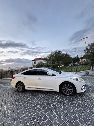 Hyundai Grandeur 2015, 187,000 km - 2.2 л - Bakı
