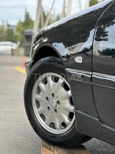 Mercedes C 200 1998, 250,000 km - 2.0 л - Bakı