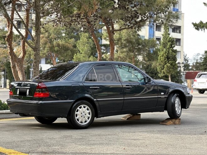Mercedes C 200 1998, 250,000 km - 2.0 л - Bakı