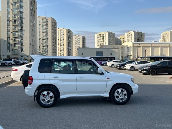 Mitsubishi Pajero io 2000, 222,000 km - 1.8 l - Bakı