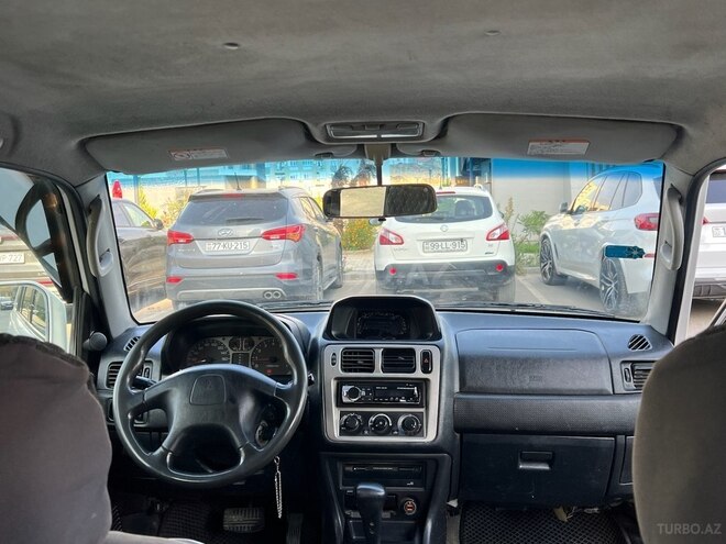 Mitsubishi Pajero io 2000, 222,000 km - 1.8 l - Bakı
