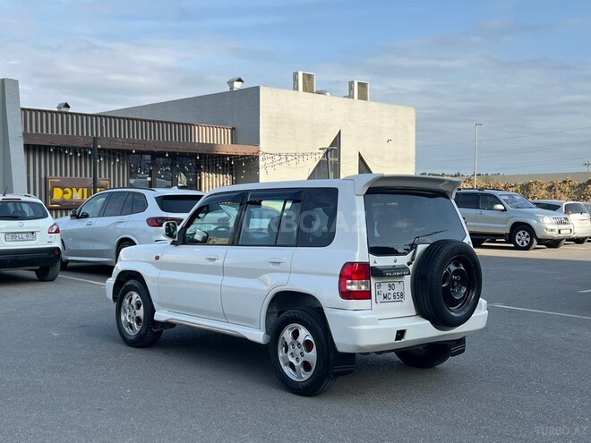 Mitsubishi Pajero io 2000, 222,000 km - 1.8 l - Bakı