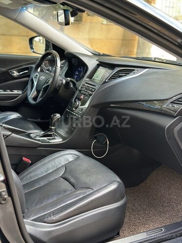 Hyundai Grandeur 2015, 225,000 km - 2.2 l - Bakı