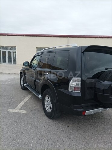 Mitsubishi Pajero 2007, 227,000 km - 3.0 l - Bakı