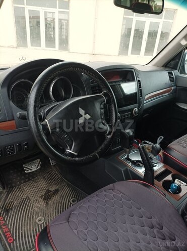 Mitsubishi Pajero 2007, 227,000 km - 3.0 l - Bakı