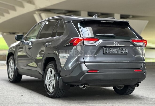 Toyota RAV4 2019, 130,000 km - 2.0 l - Bakı