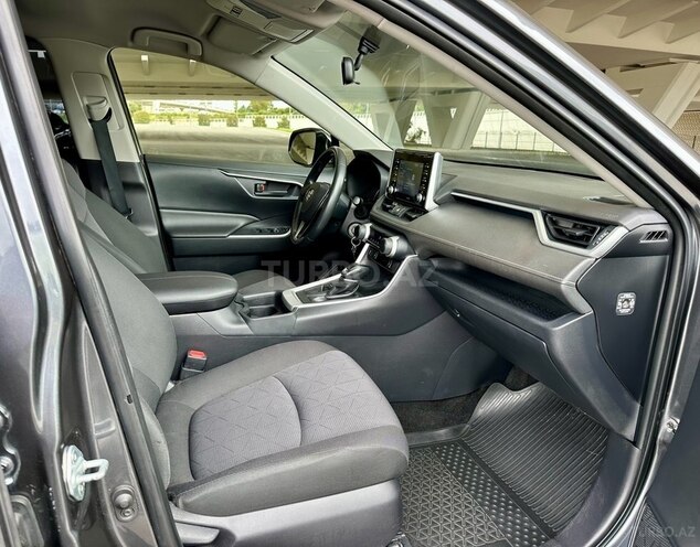 Toyota RAV4 2019, 130,000 km - 2.0 l - Bakı