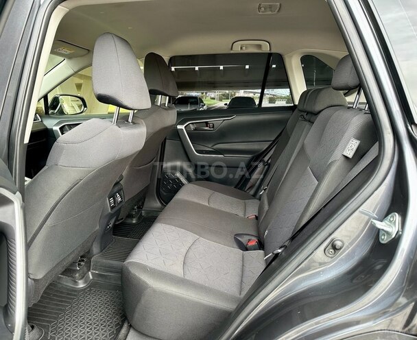 Toyota RAV4 2019, 130,000 km - 2.0 l - Bakı