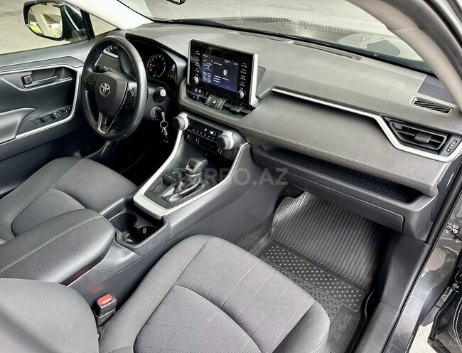 Toyota RAV4 2019, 130,000 km - 2.0 l - Bakı