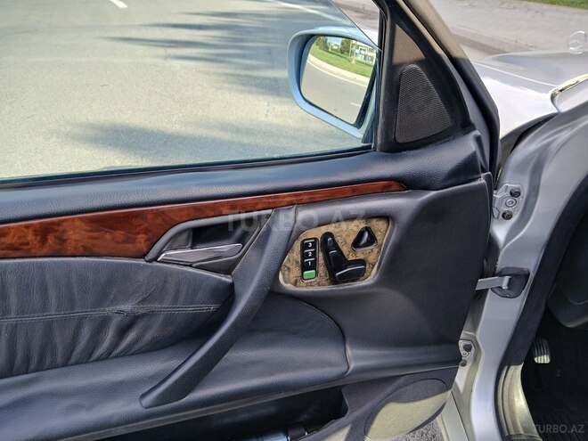 Mercedes E 270 2000, 532,612 km - 2.7 l - Bakı