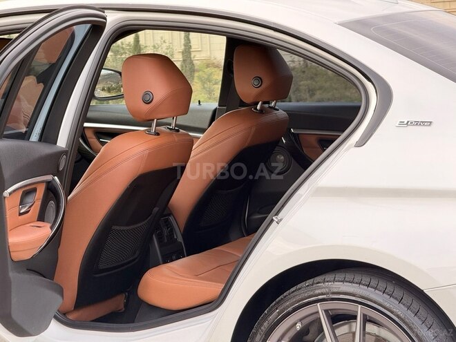BMW 330e 2016, 176,000 km - 2.0 l - Bakı