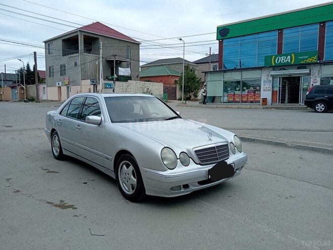 Mercedes E 270 1999, 350,000 km - 2.7 л - Xırdalan