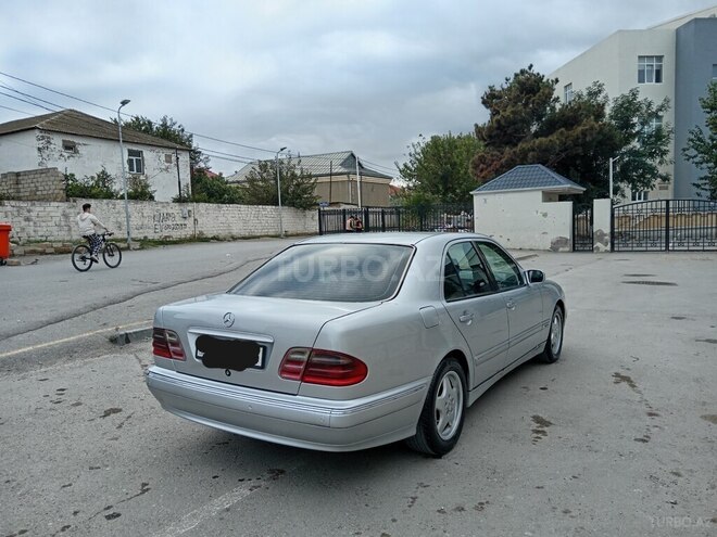 Mercedes E 270 1999, 350,000 km - 2.7 л - Xırdalan