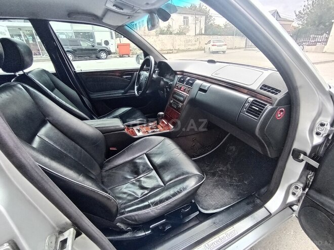 Mercedes E 270 1999, 350,000 km - 2.7 л - Xırdalan