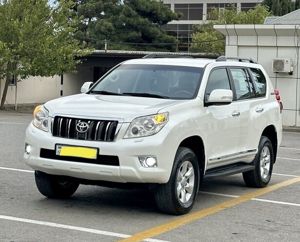 Toyota Land Cruiser Prado 2010, 166,000 km - 2.7 л - Biləsuvar