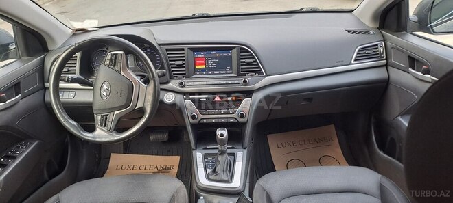 Hyundai Elantra 2017, 96,993 km - 2.0 l - Bakı