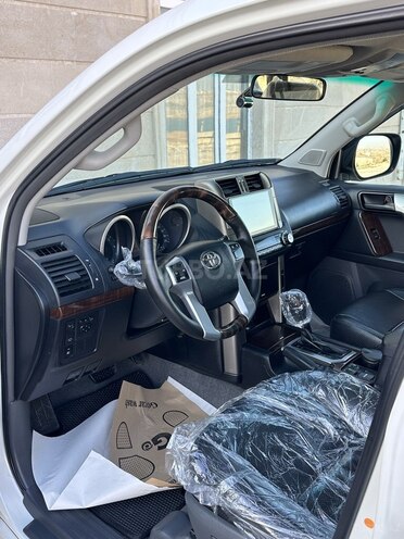 Toyota Land Cruiser Prado 2010, 166,000 km - 2.7 л - Biləsuvar