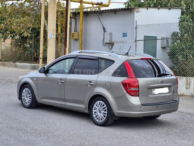 Kia  2010, 307,000 km - 1.6 l - Bakı