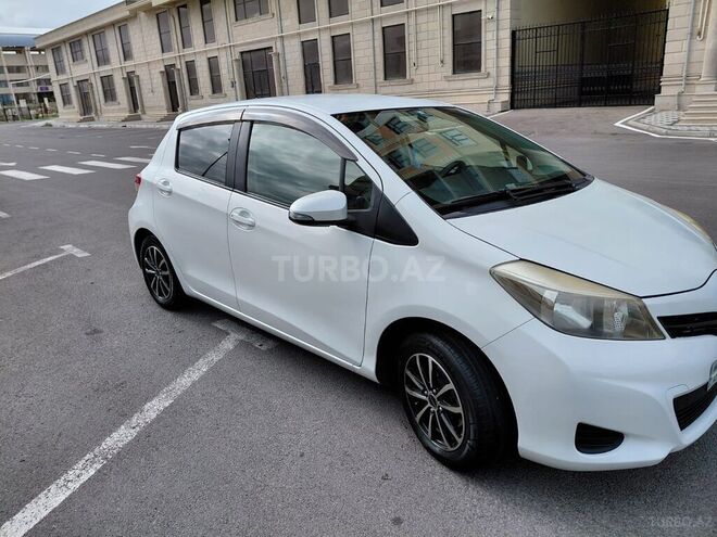 Toyota Vitz 2012, 146,000 km - 1.3 л - Sumqayıt