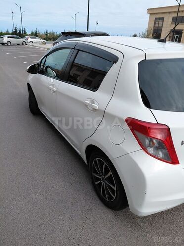 Toyota Vitz 2012, 146,000 km - 1.3 л - Sumqayıt
