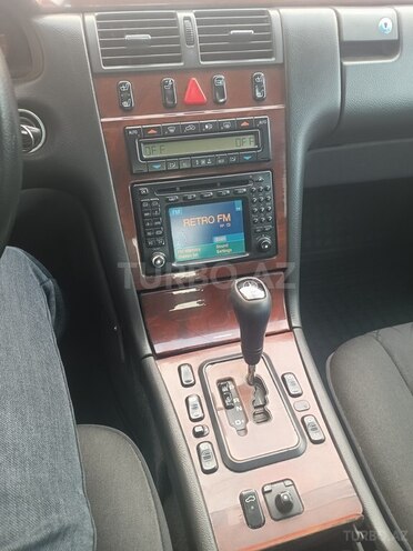 Mercedes E 280 2001, 306,800 km - 2.8 l - Bakı